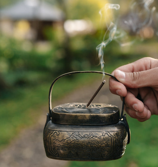 Sacred Smoke: The Role of Herbal Incense in Witchcraft